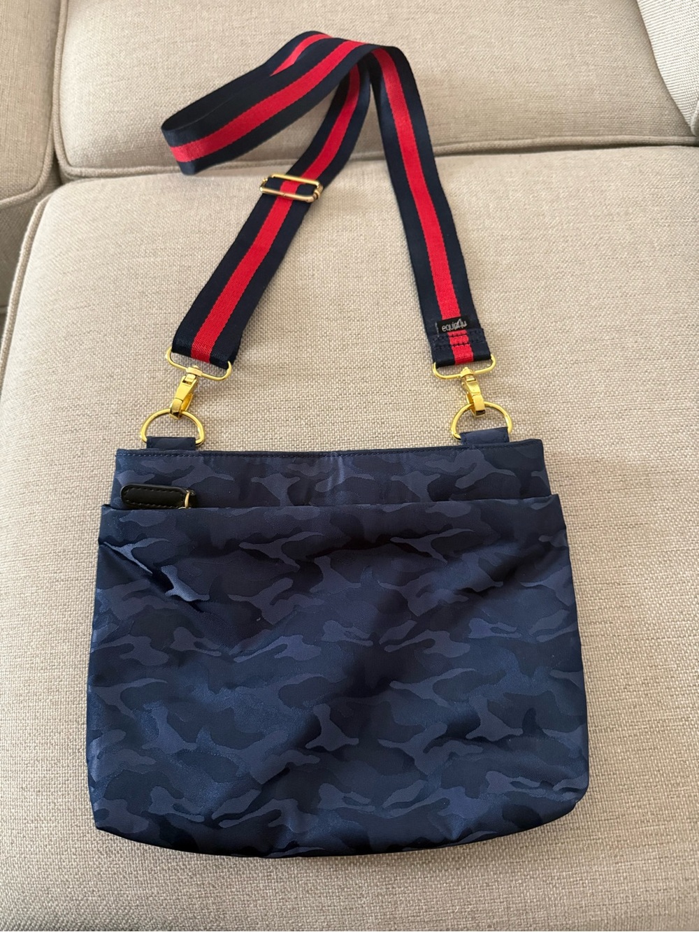 LIKE NEW 💙 equipt4u New York 💙 Navy Blue Camo Crossbody with Striped Strap